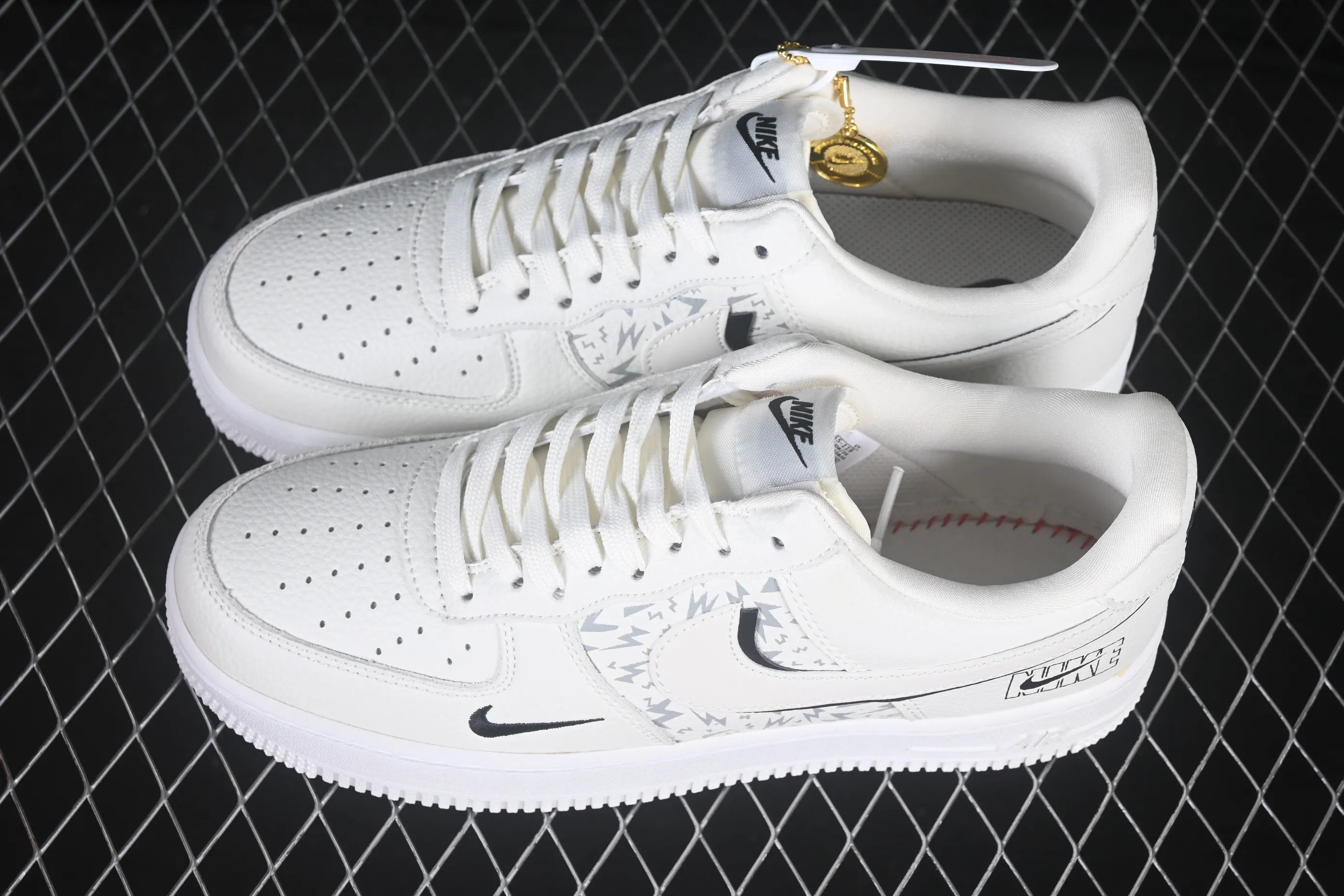 All categories Nk Air Force 1 Air Force series Nk Air Force 1 Low Air Force low-top Nike Air Force 1'07 Low joint model Air Force 1 low-top casual sneakers WY0655-119
